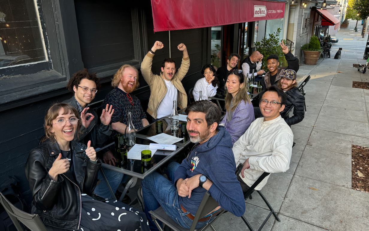 Corporate team building scavenger hunt in San Francisco. Augmented reality scavenger hunt Bay Area